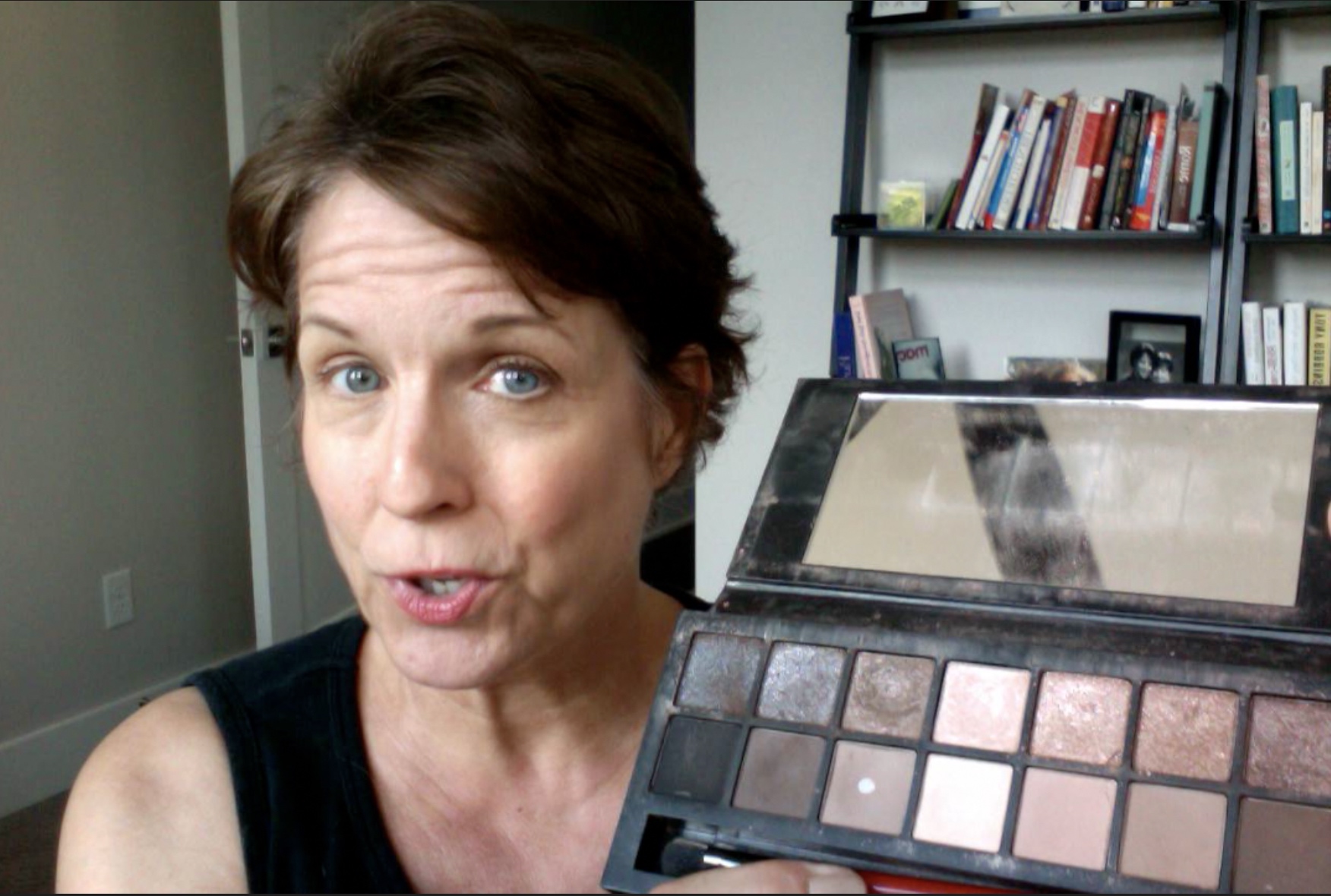 Makeup Chat – Eyeshadow Illusion and the Melting Icecap